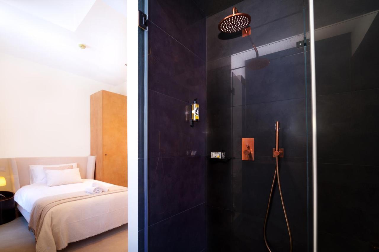 Golden Hotel