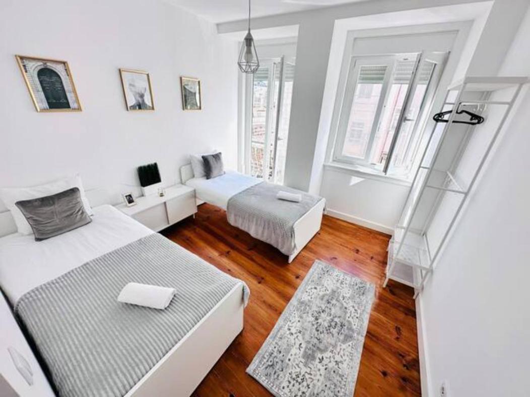 Large Flat Up 8pp Apartment *