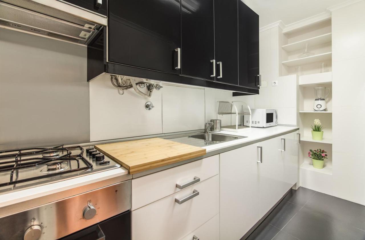 Apartment @ Largo Do Carmo *