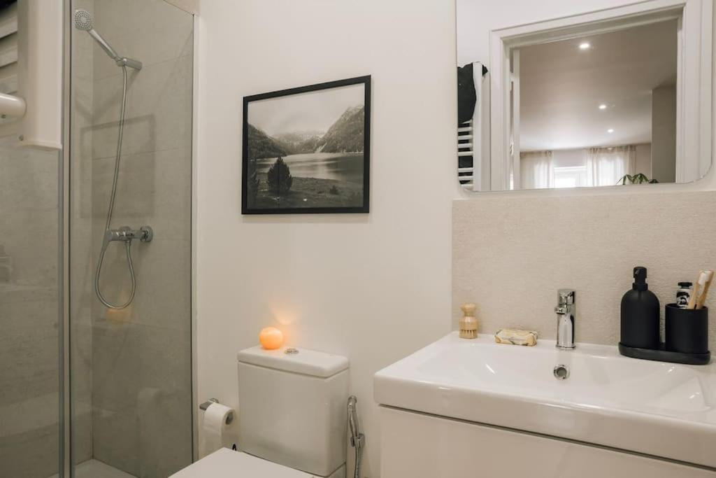 Soum - 2 Bedrooms In Alvalade Apartment *