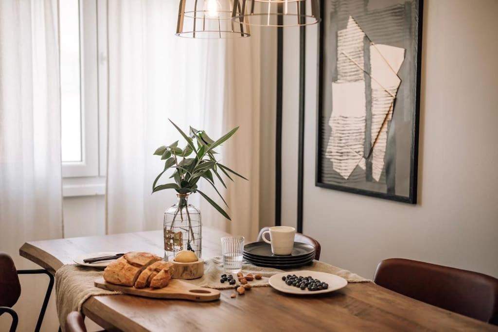 Apartment Soum - 2 Bedrooms In Alvalade Lisbon