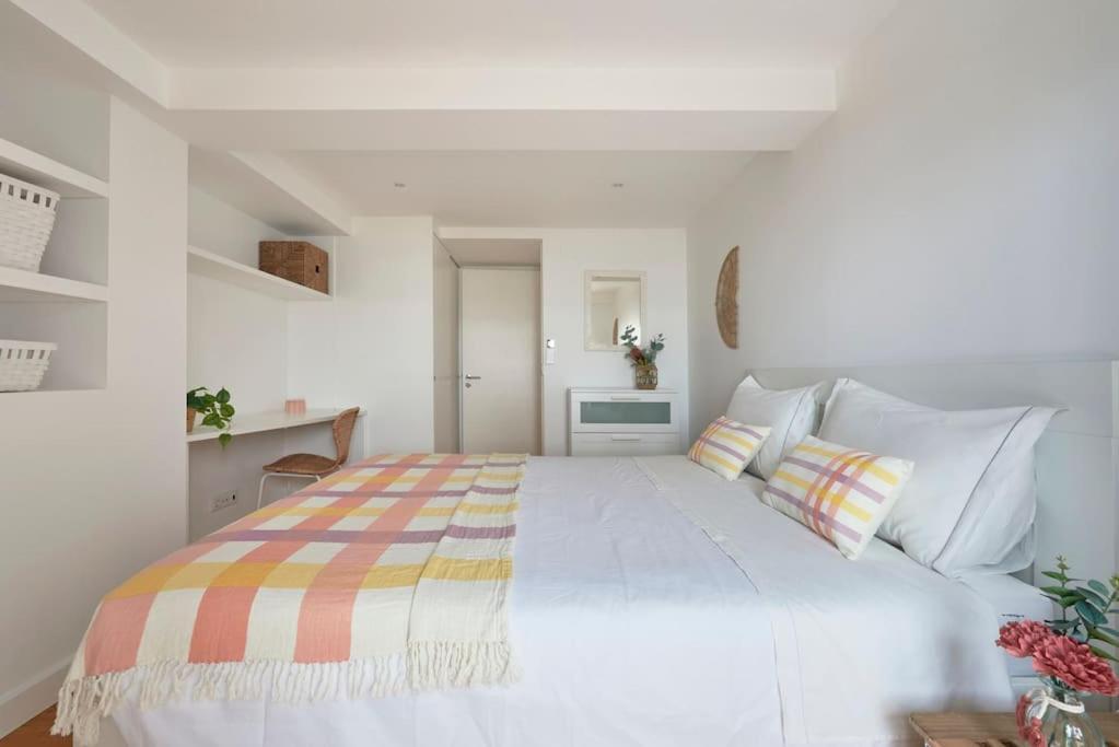 Charming Duplex With Private Terrace And Parking Lisbon