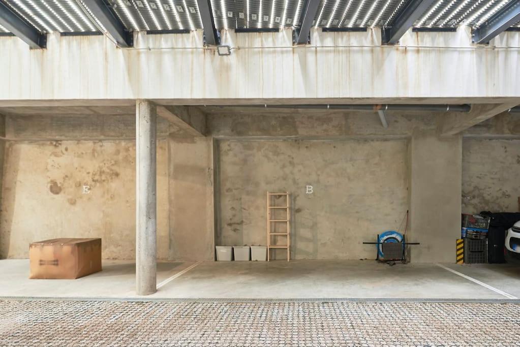 Charming Duplex With Private Terrace And Parking * Lisbon