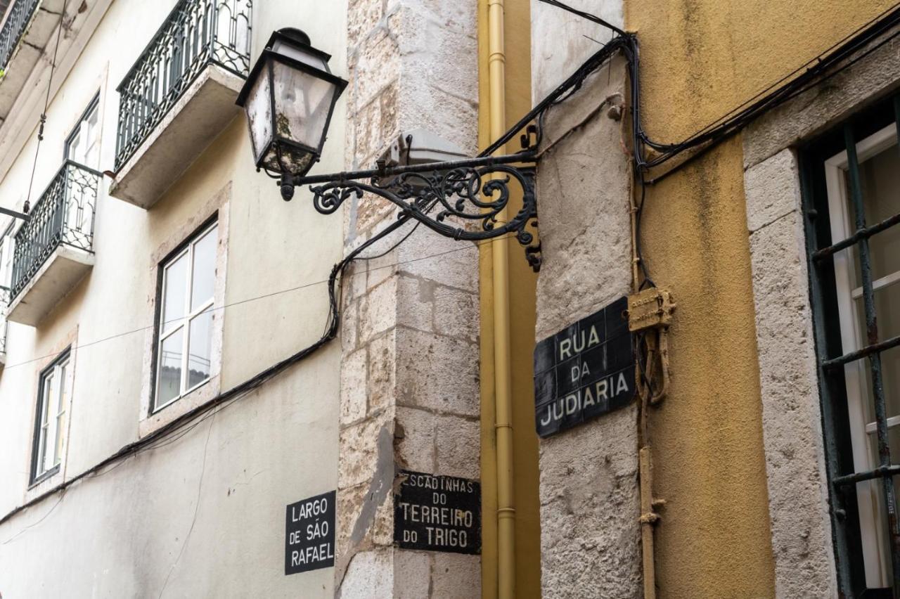 Casa Aurora - Bairro Tipico A Minutos Do Terreiro Lisbon
