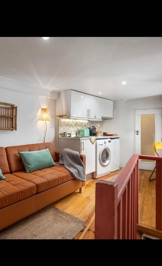 Holiday home Casa Aurora - Bairro Tipico A Minutos Do Terreiro Lisbon