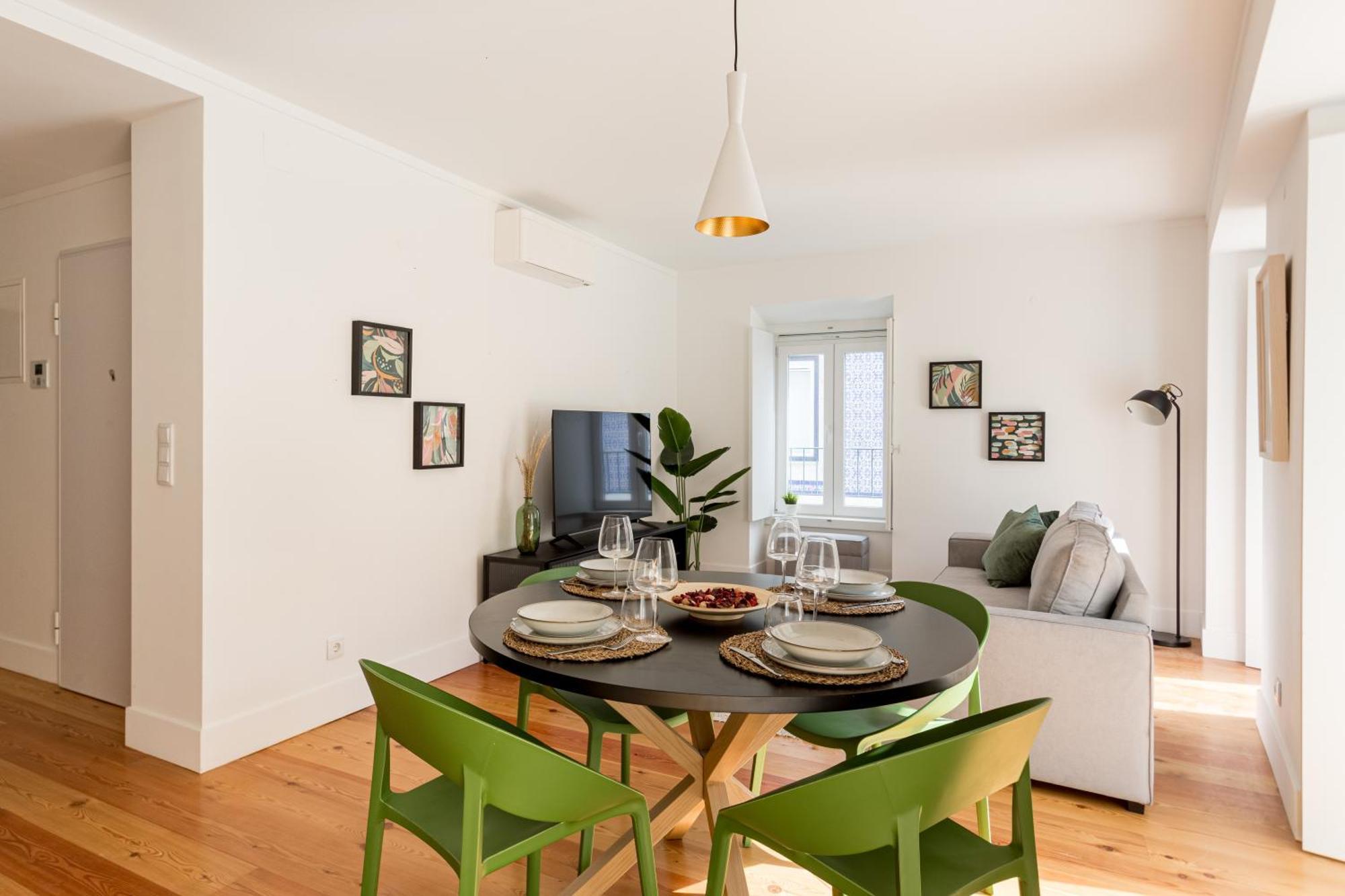Apartment Joivy Stunning Downtown Flats Lisbon