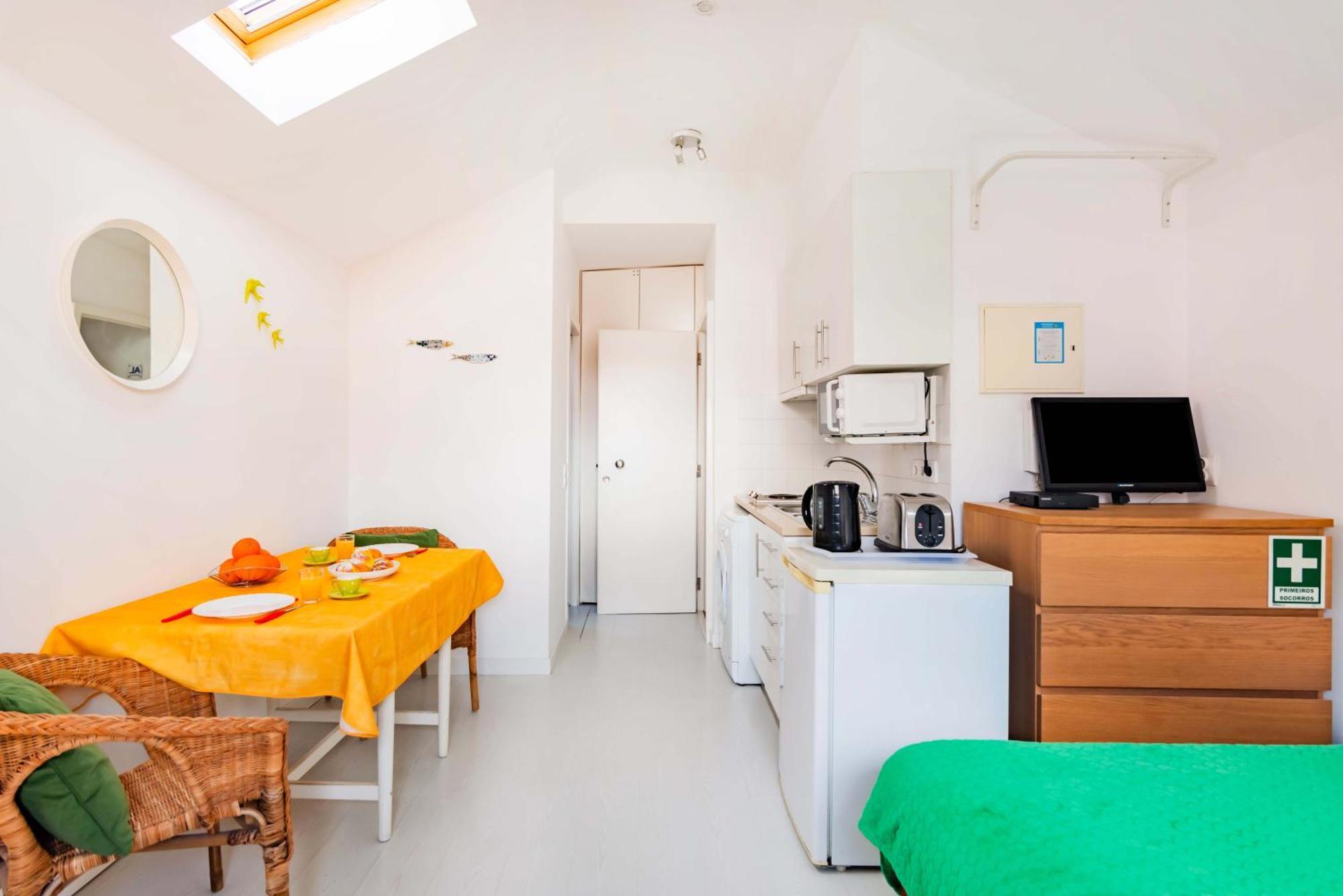 Alfama Apartment *