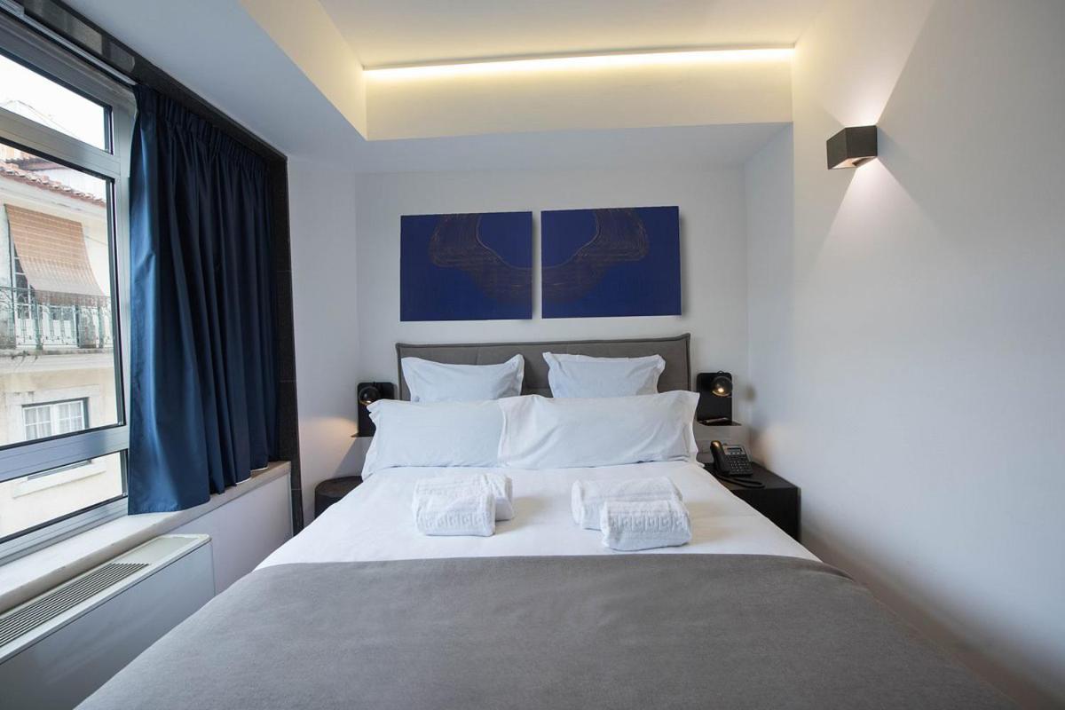 Room00 Hostel