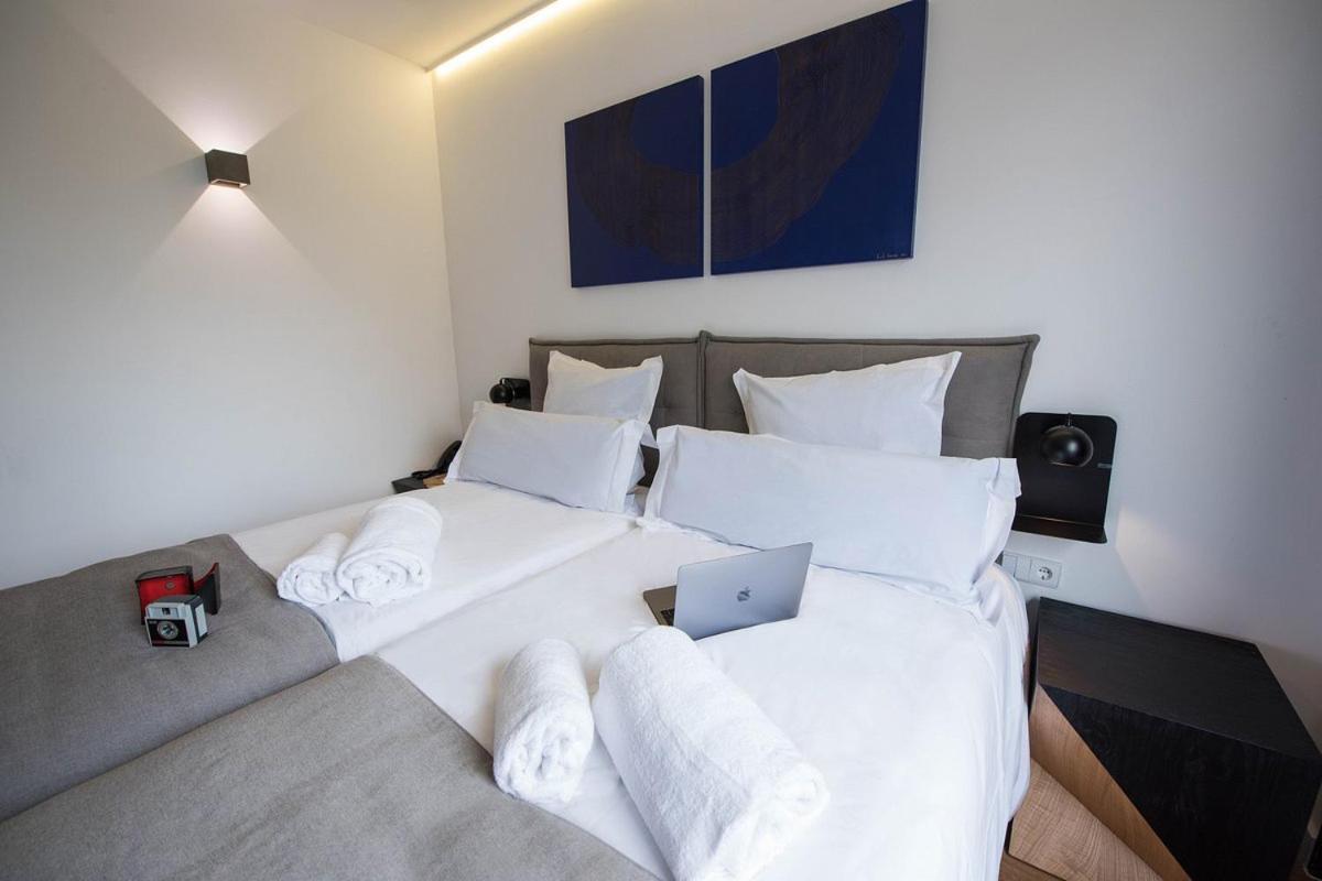 Room00 * Lisbon