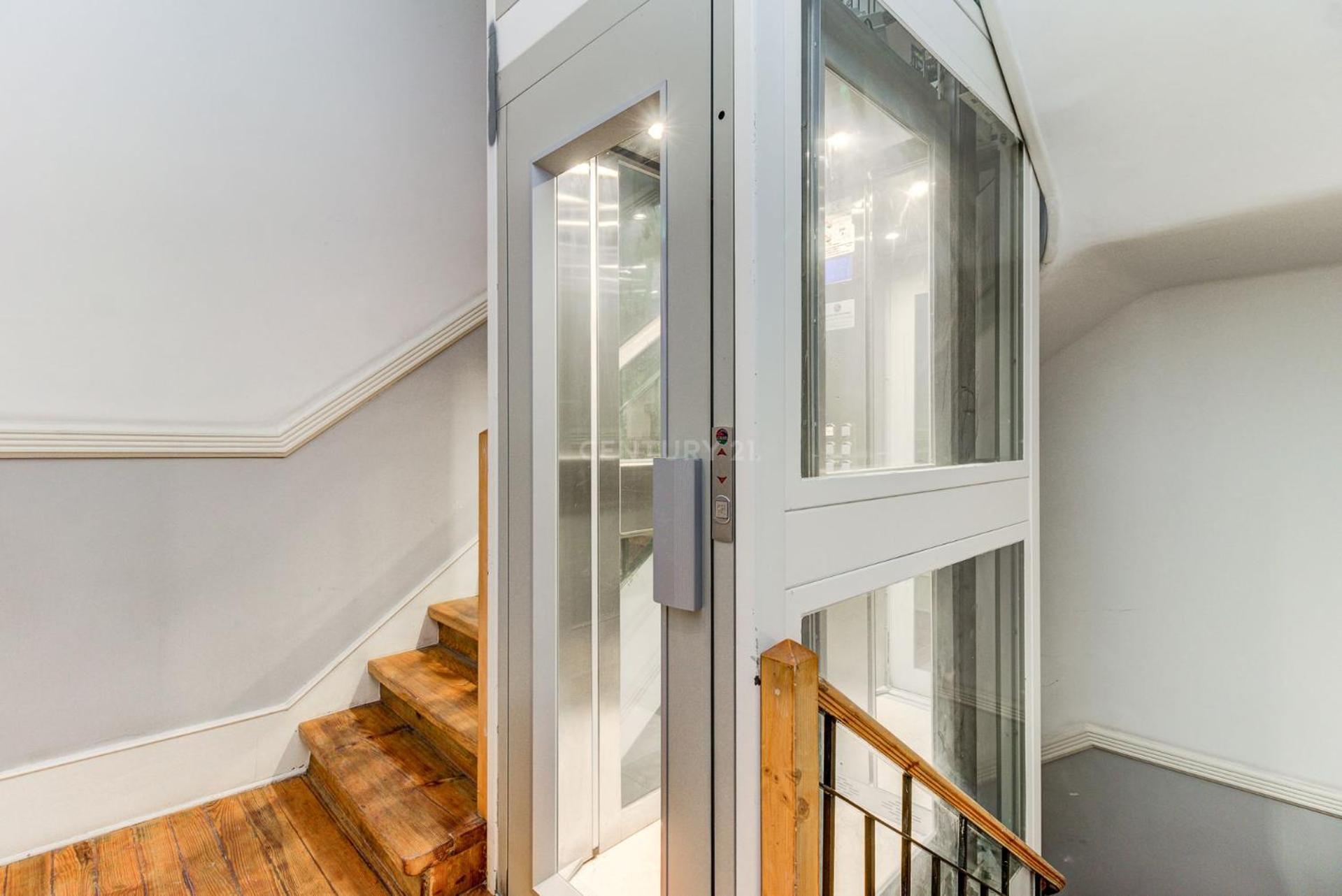 Homestay Quarto Aconchegante Com Janela E Vista Para Cidade *