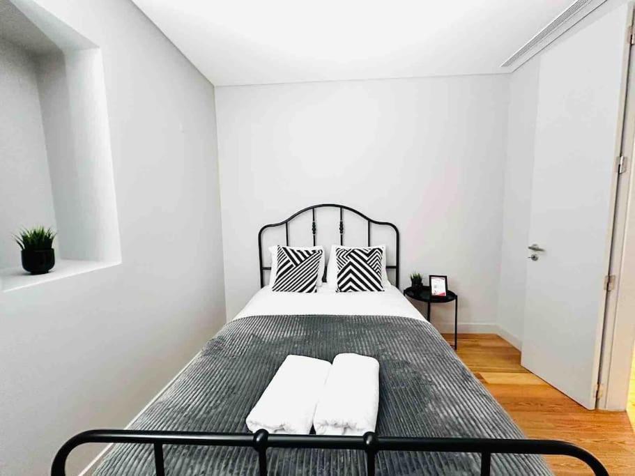 Marques De Pombal Flat Great Locations Center B Apartment