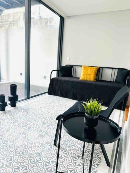 Marques De Pombal Flat Great Locations Center B Lisbon