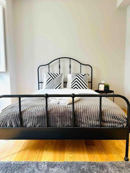 Marques De Pombal Flat Great Locations Center B Apartment