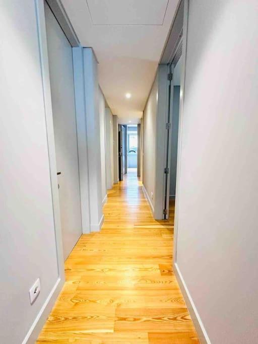 Marques De Pombal Flat Great Locations Center B Lisbon