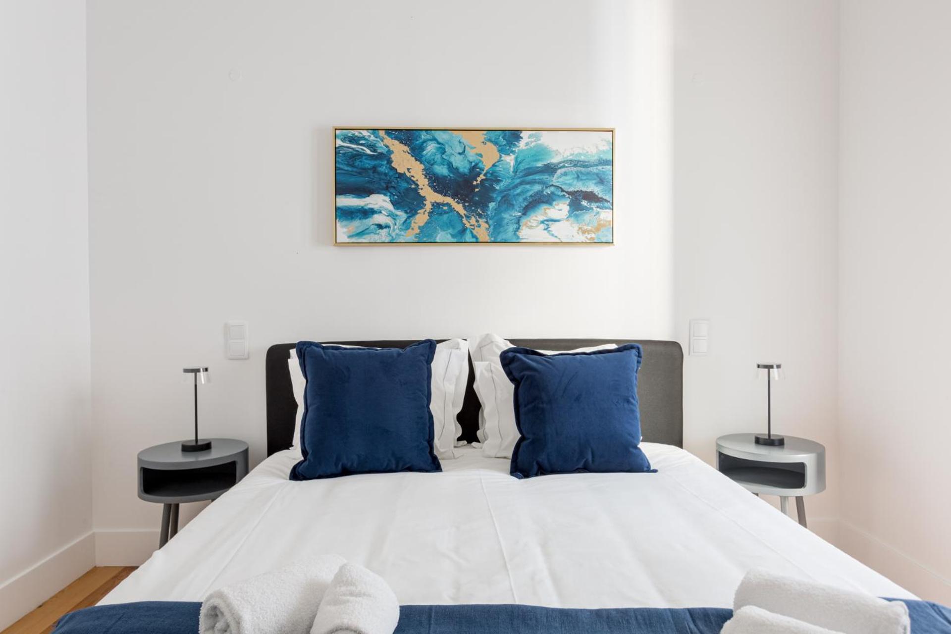 Joivy Stunning Downtown Flats Apartment