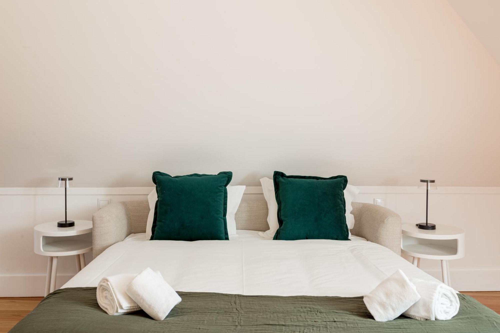 Joivy Stunning Downtown Flats Apartment Lisbon