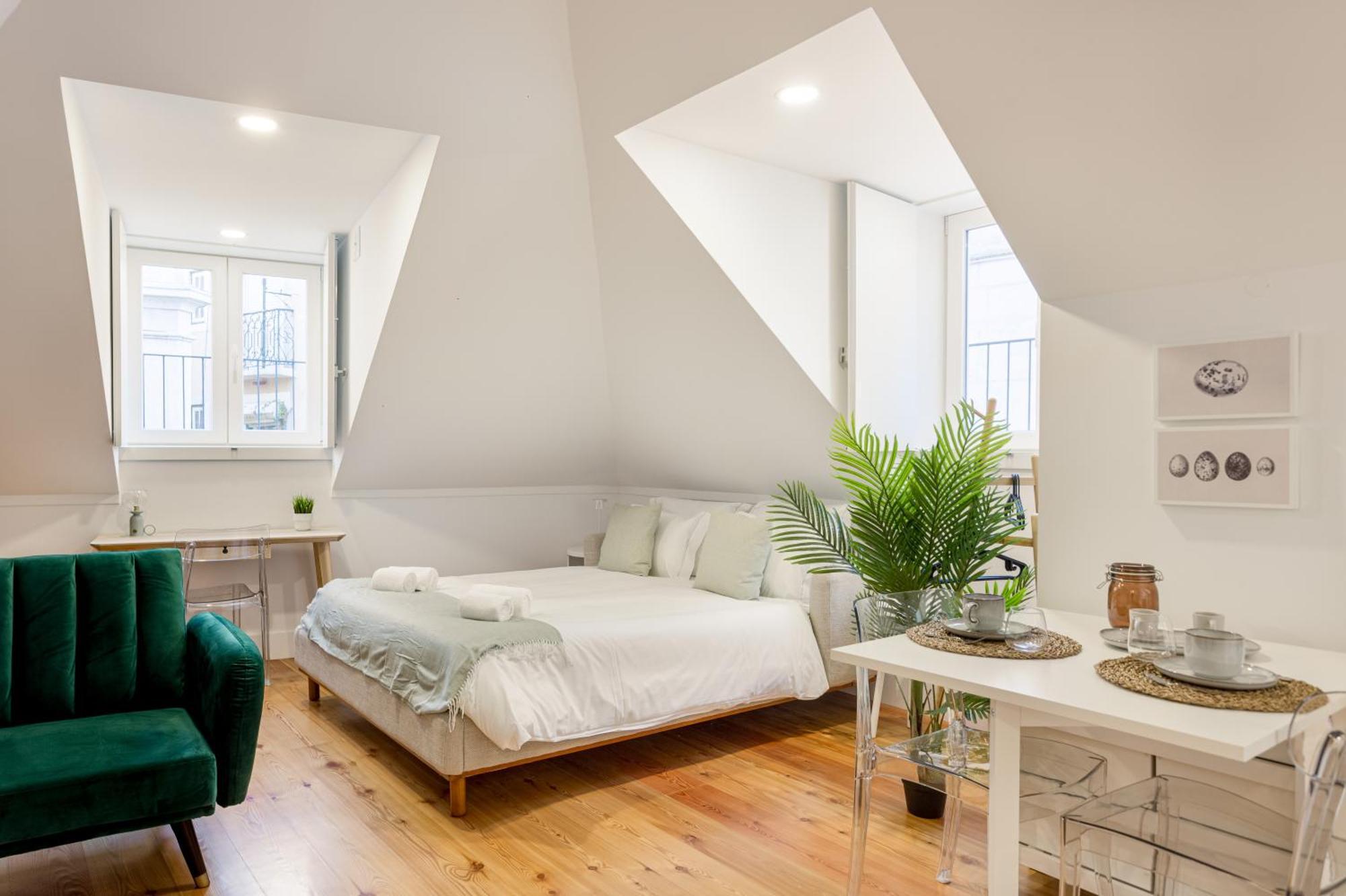 Joivy Stunning Downtown Flats Apartment *