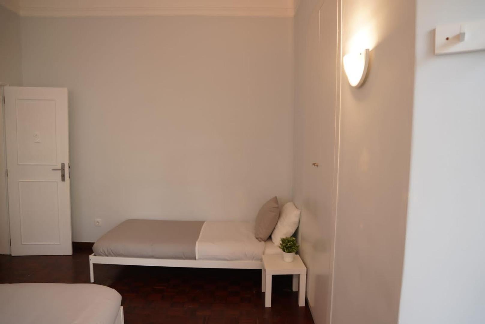 Bisengototo Homestay *
