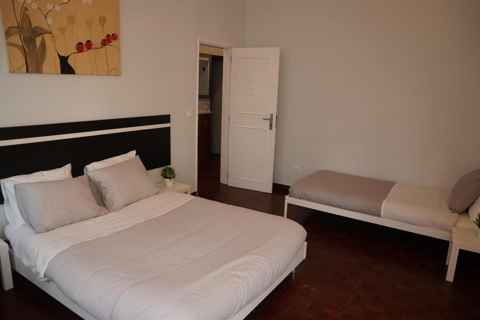 Bisengototo Homestay *