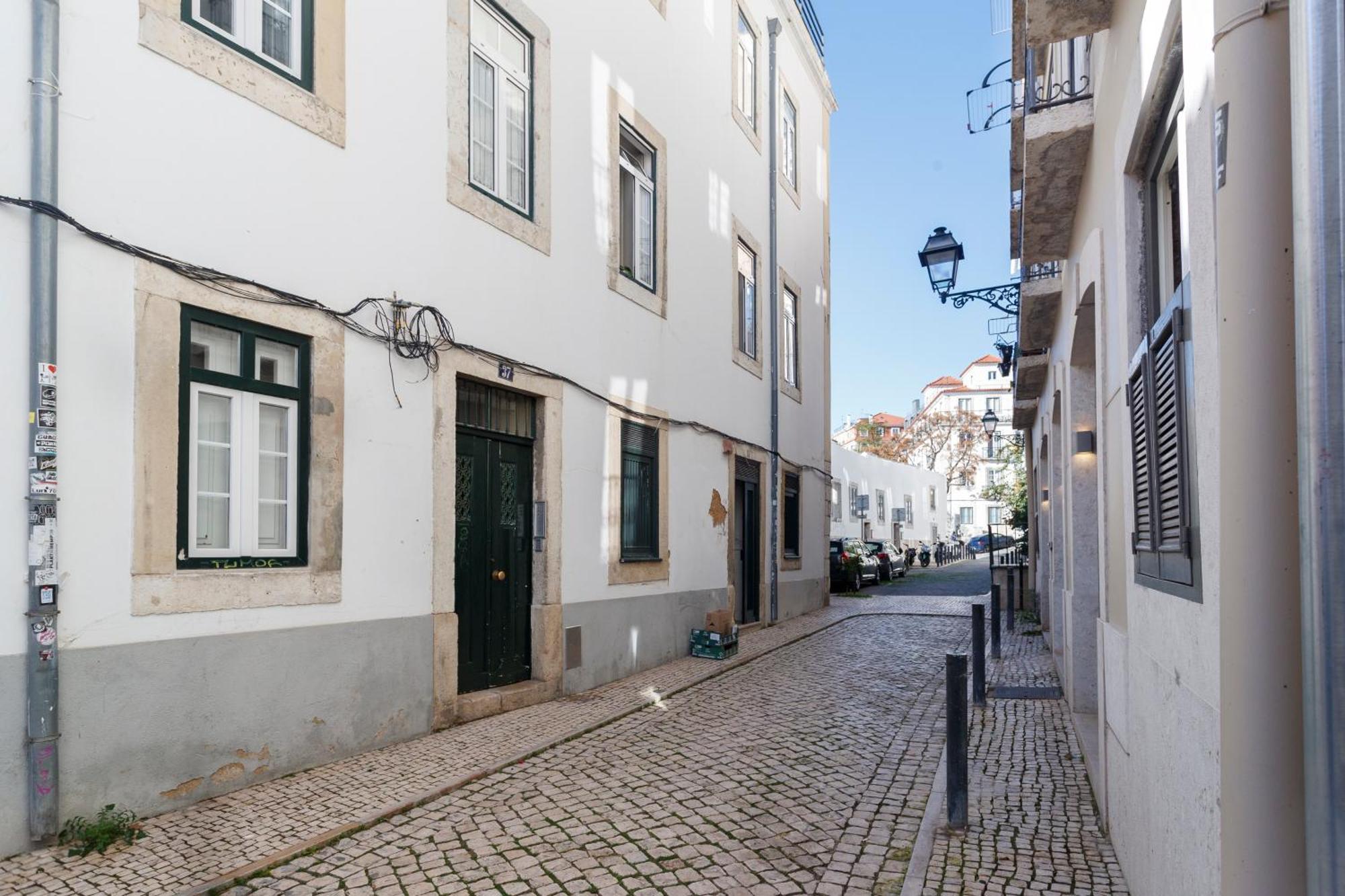Bica Cozy Apartment Lisbon