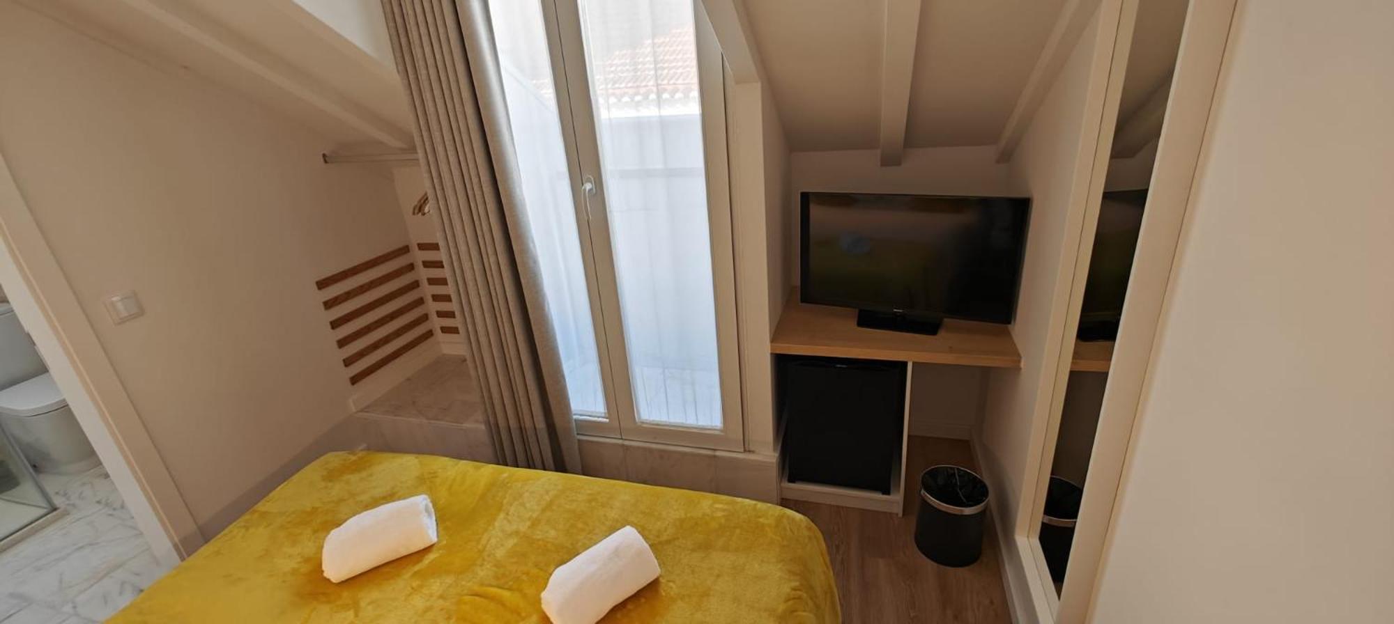 Correio Velho Suites Iii *
