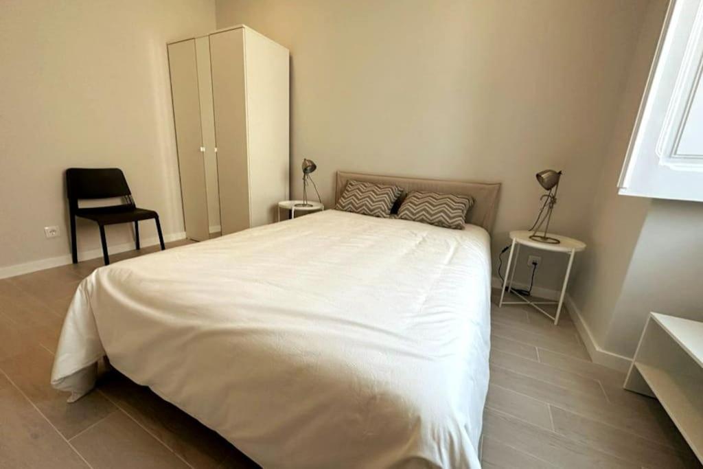 Apartamento Modern Retreat With Patio Near The Airport - Oha I *