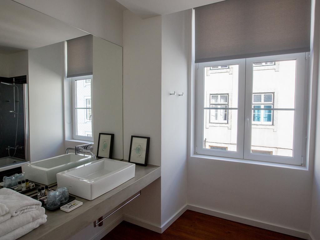 The 8 - Downtown 5*