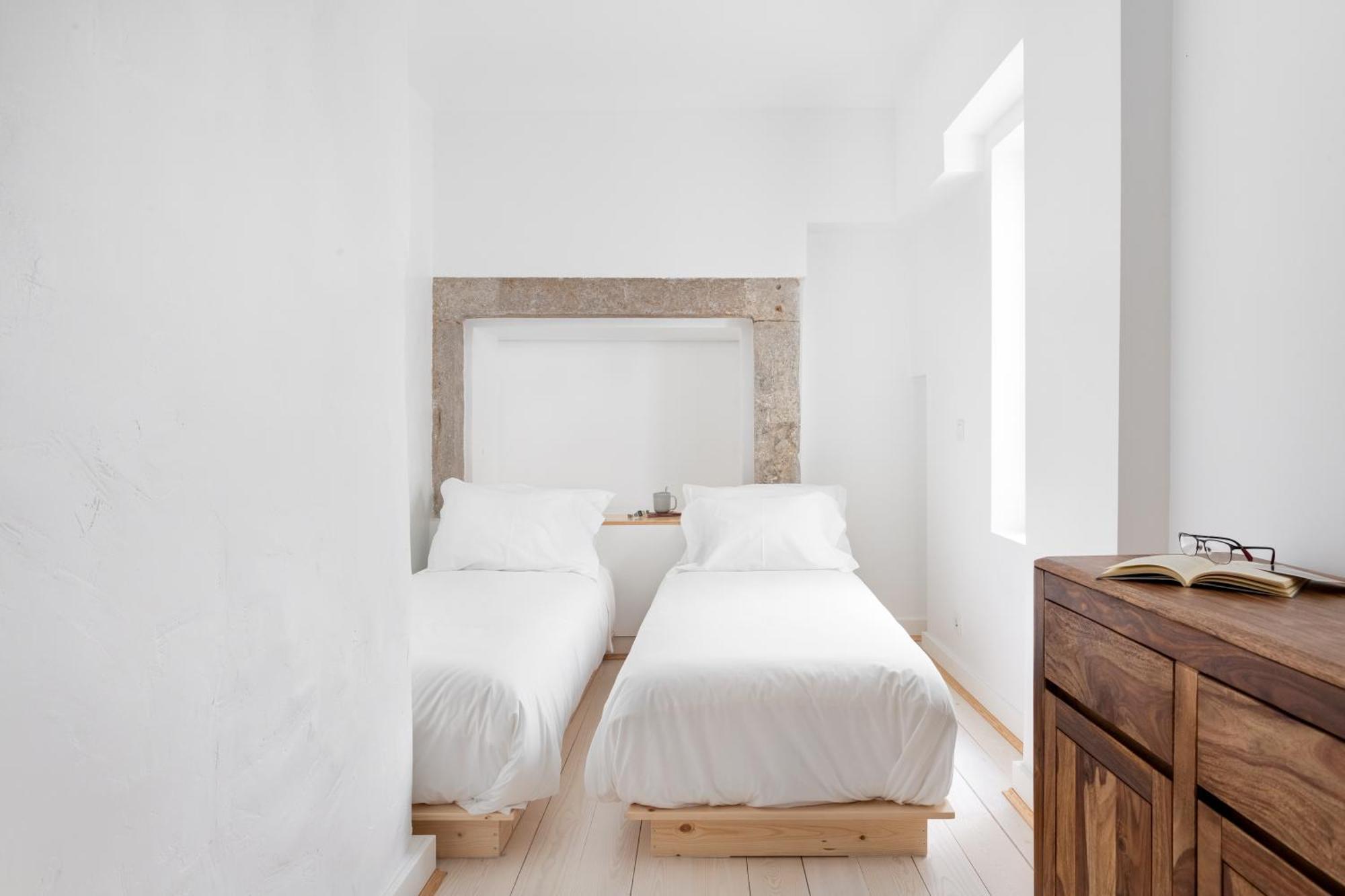 Joivy Exquisite Near Bica Elevator Apartment