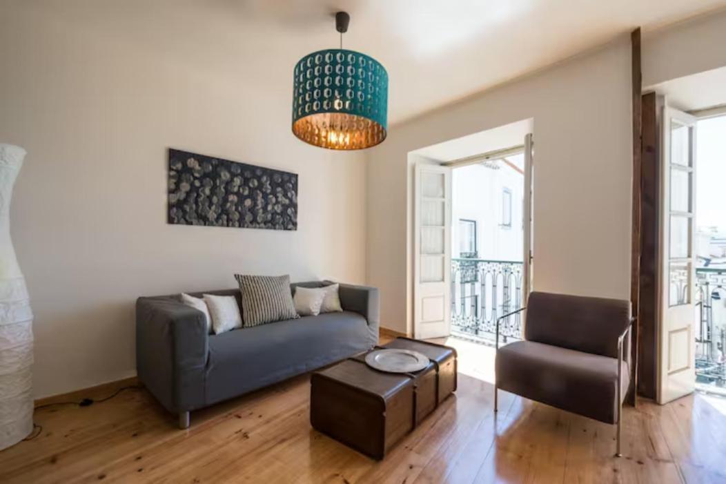 Sao Miguel * Lisbon