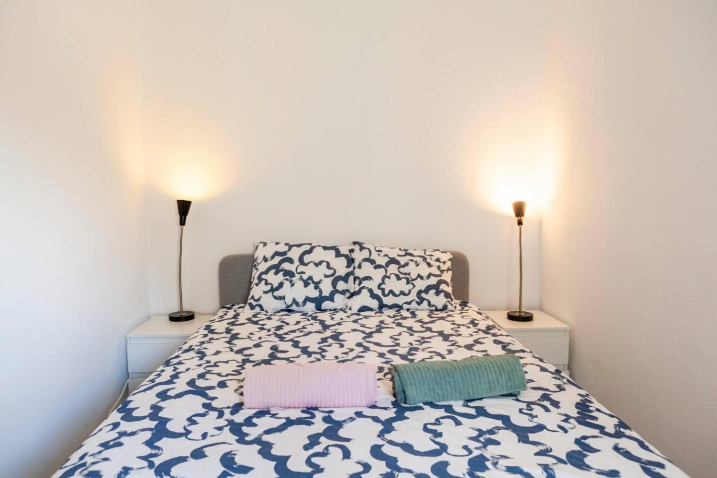 Apartment 2 Bedroom For 4 People With Free Public Parking