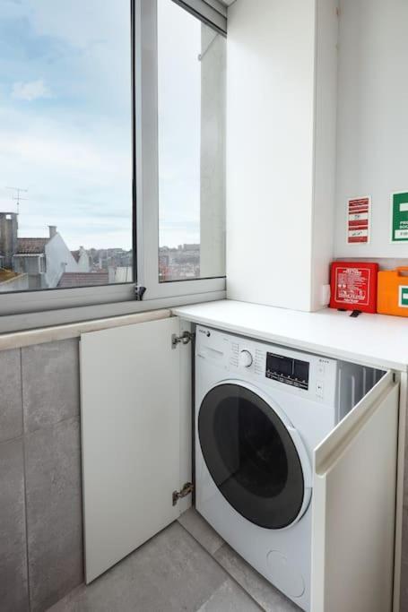 Apartment Central With Balcony Lisbon