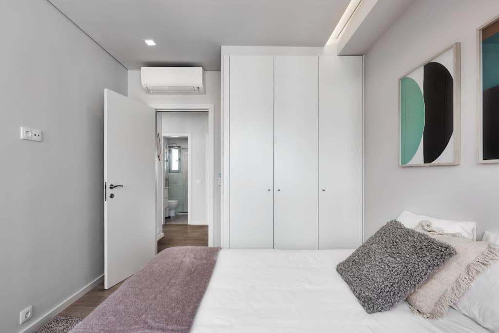 Central With Balcony Apartment