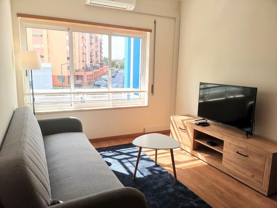 New Sunny House! Your * Lisbon
