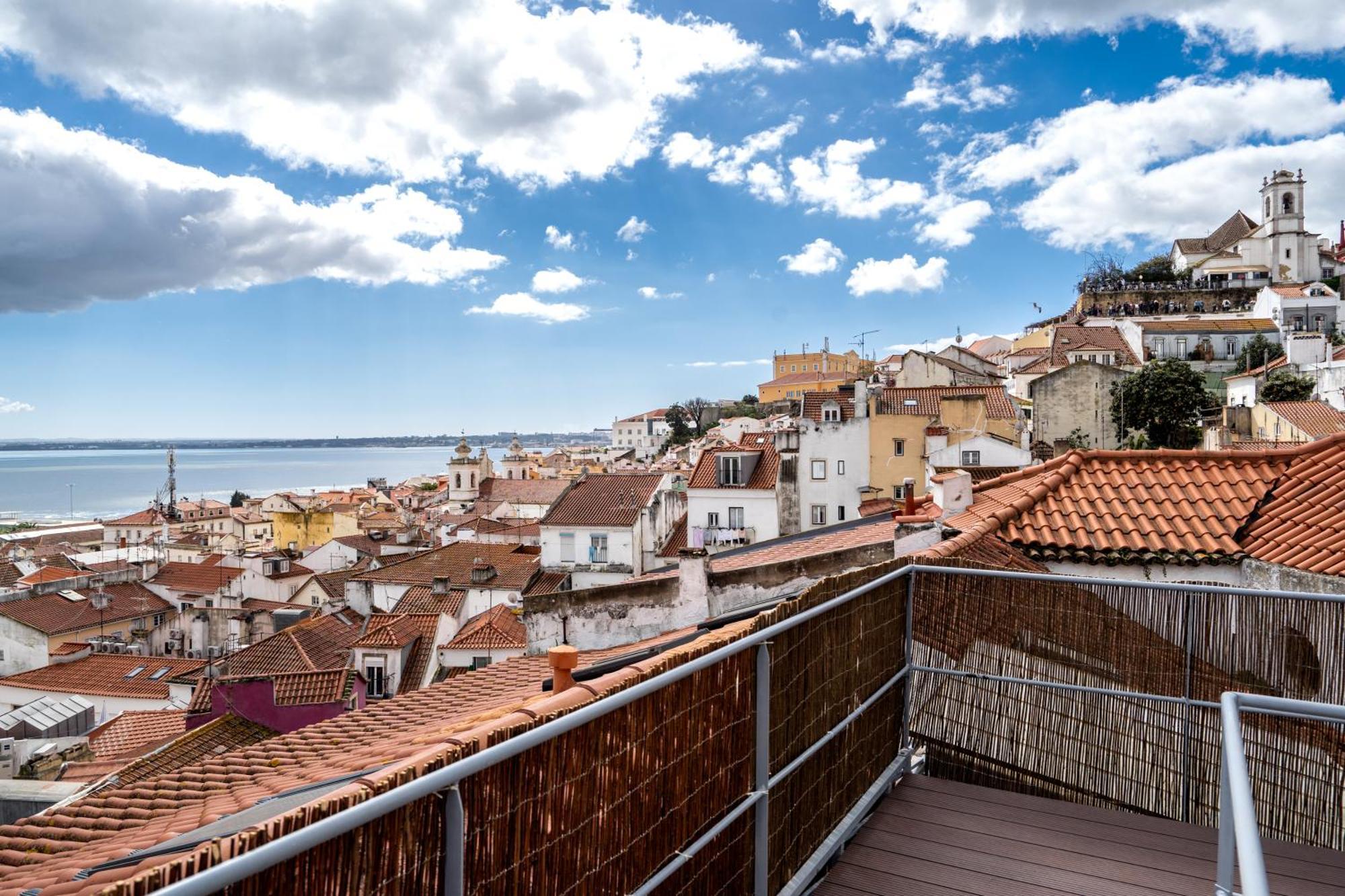 Apartment Alfama Terrace 360º - Private Terrace With Exceptional River View With A/c!