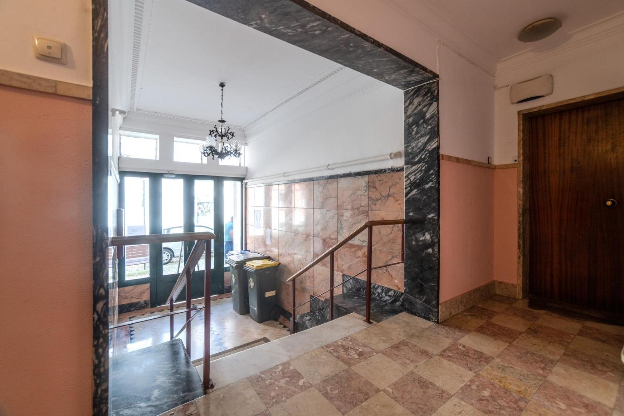 Terrace & Barbecue In Alameda Downtown Apartment *