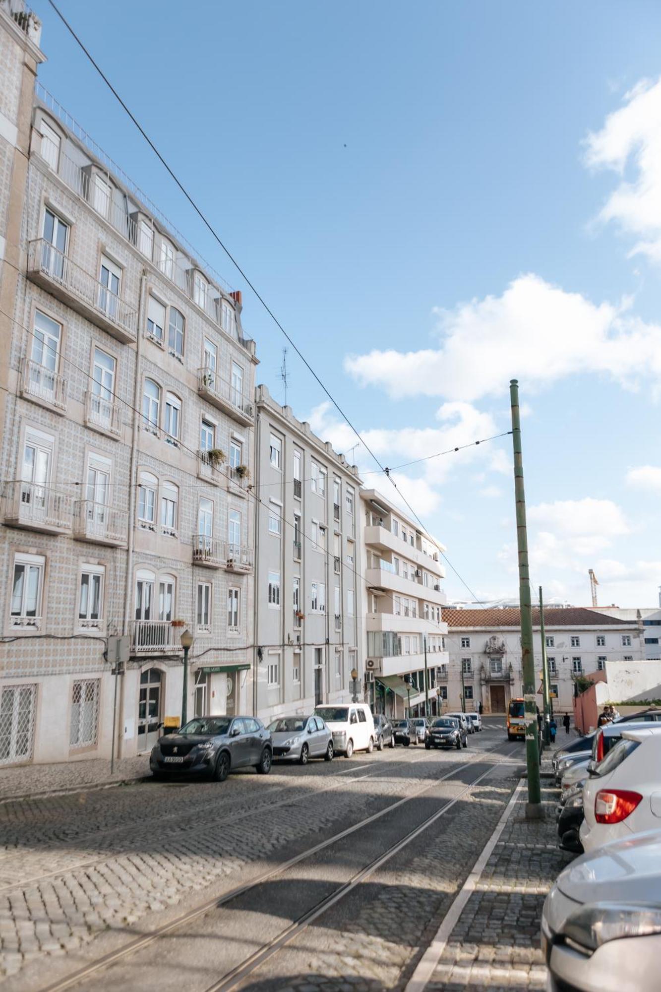 Diogo's Alcantara Ii By Mycelia Lisbon