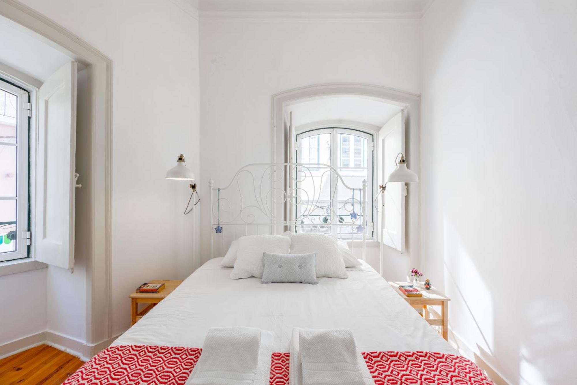 Apartment Spacious, Bright And Sunny Apartment, By Timecooler