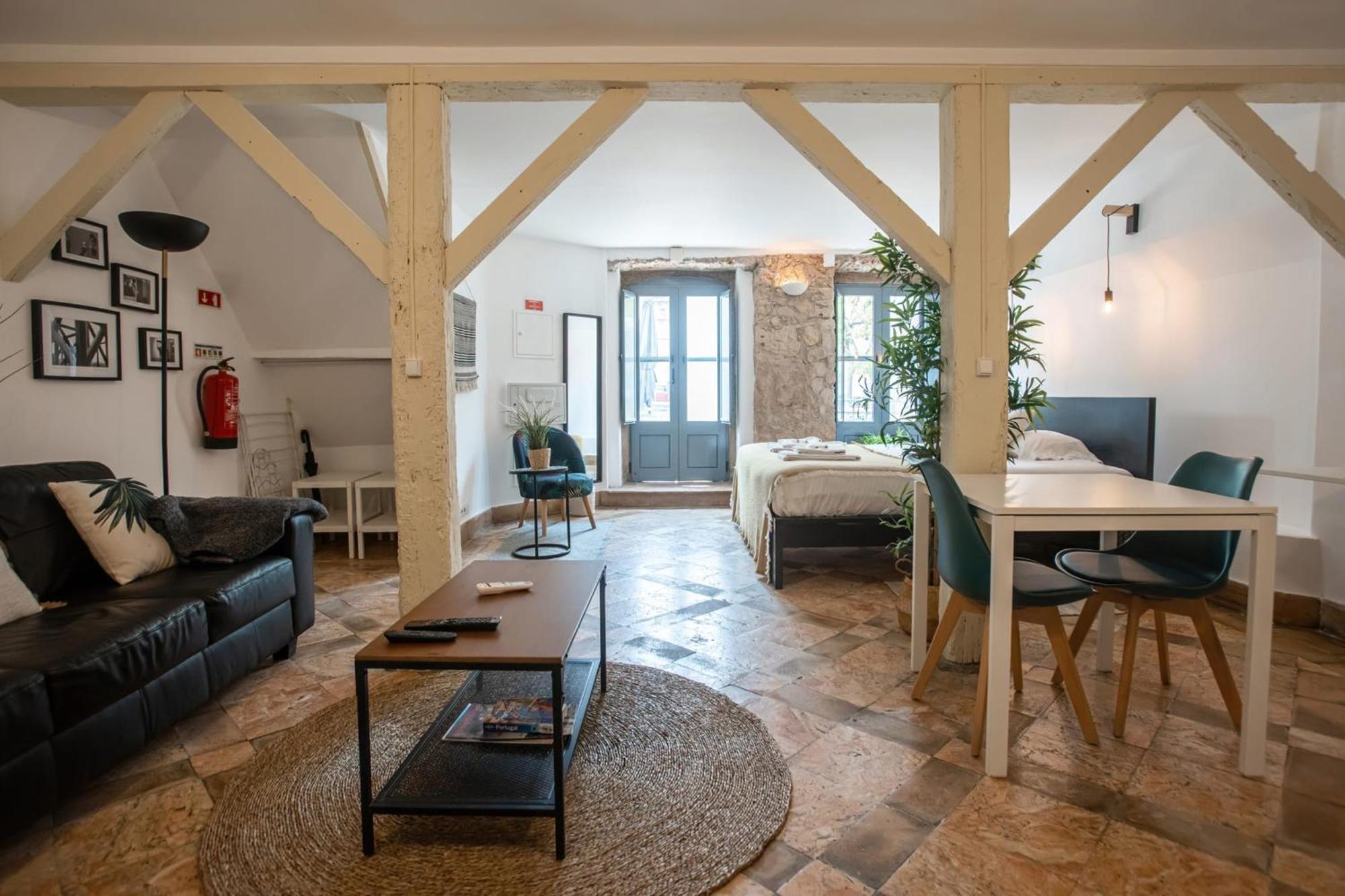 Apartment Original Photographers Studio In Alcantara Lisbon