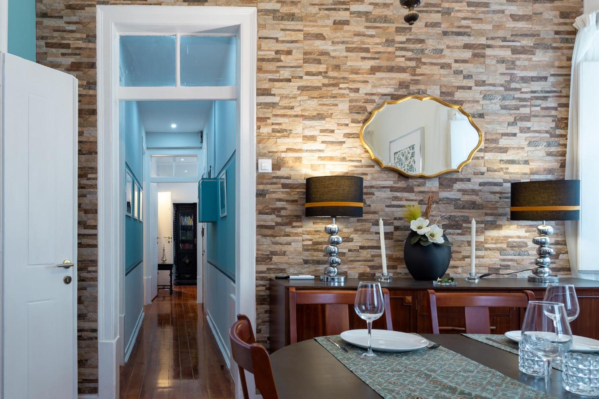 Vintage & Modern Apartment Lisbon