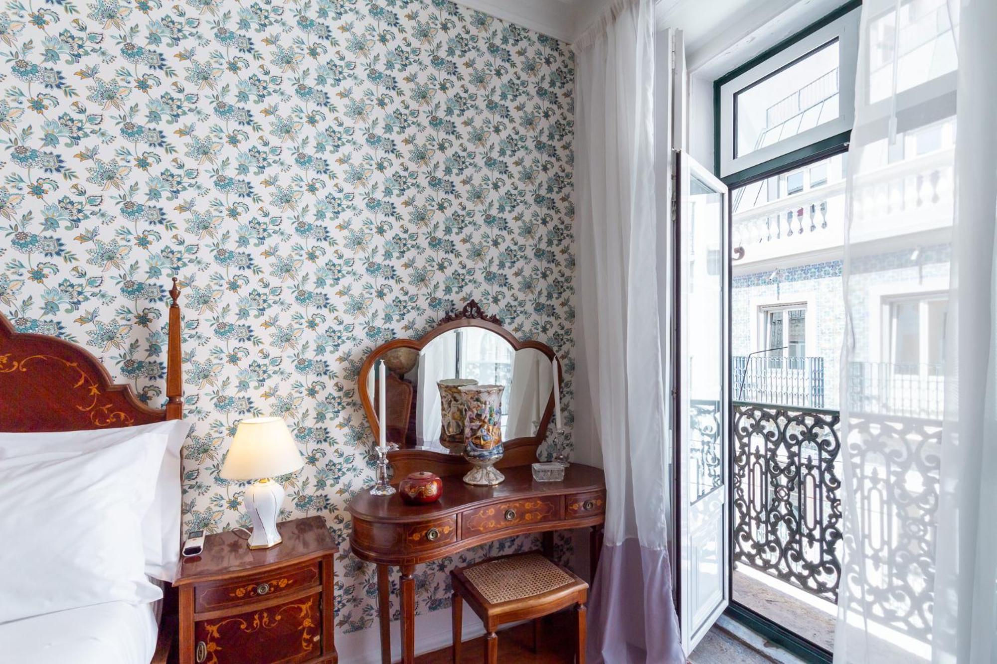 Vintage & Modern * Lisbon