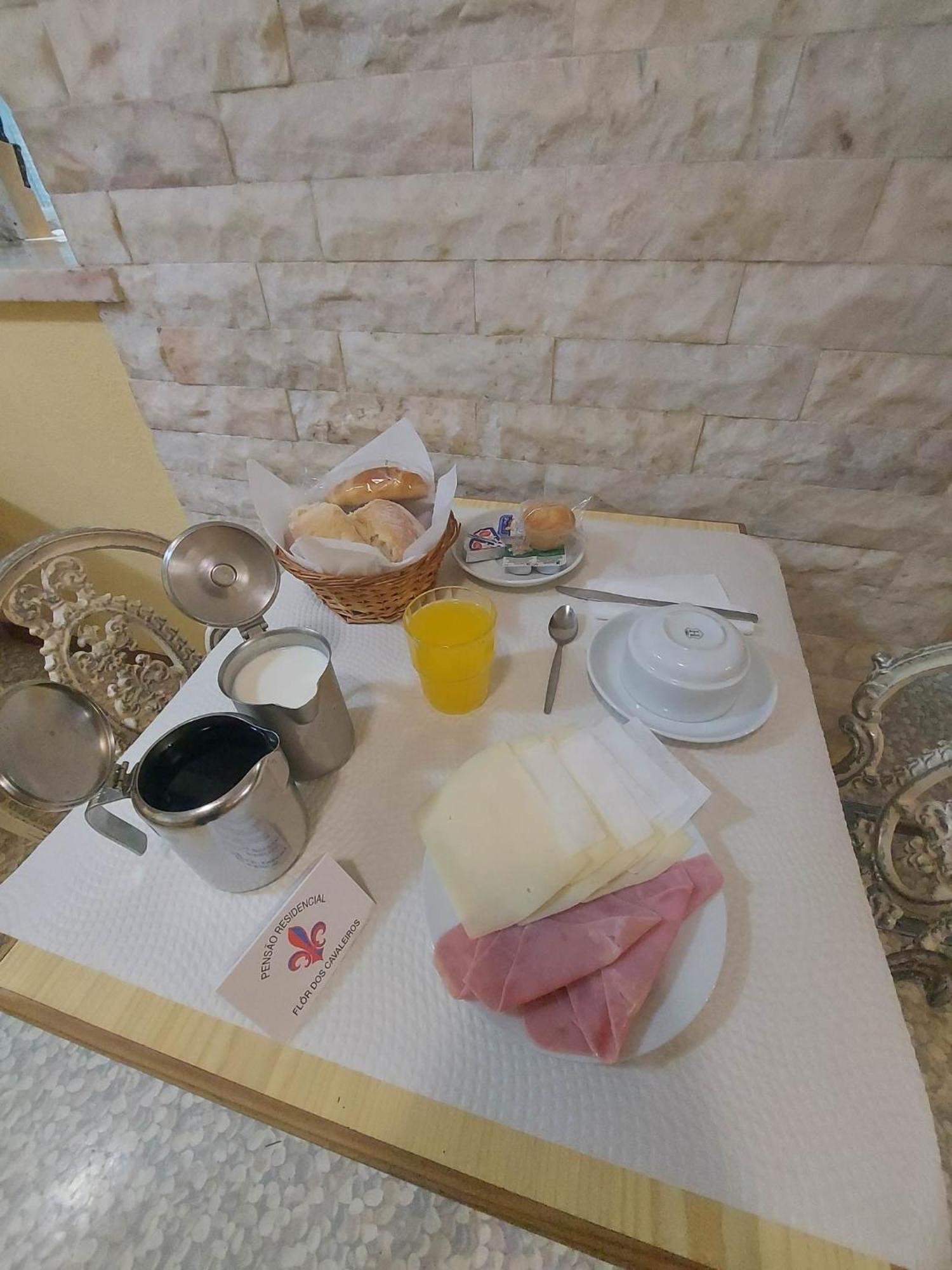 Pensao Residencial Flor Dos Cavaleiros Guest house Lisbon