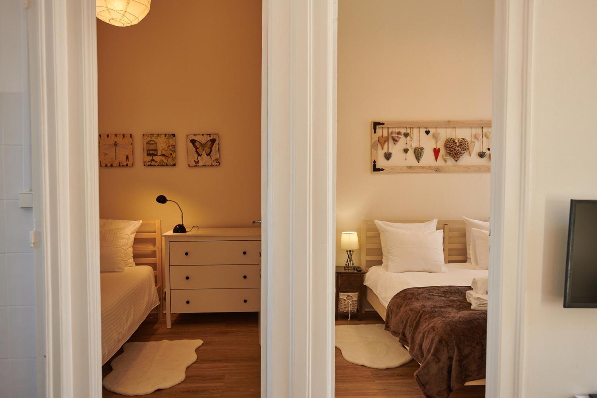 The Sunset Nest Apartment
