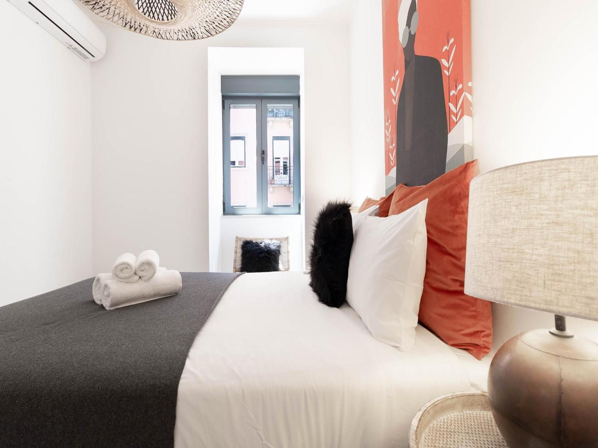 Akicity Alameda Rust Apartment Lisbon