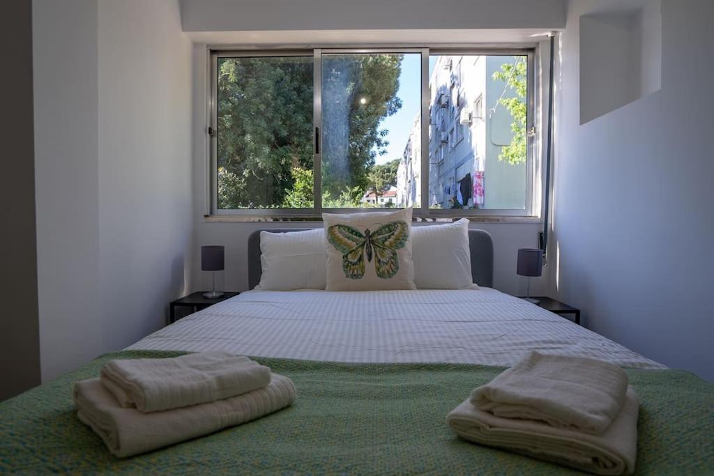 Encarnacao Metro Apartment Lisbon