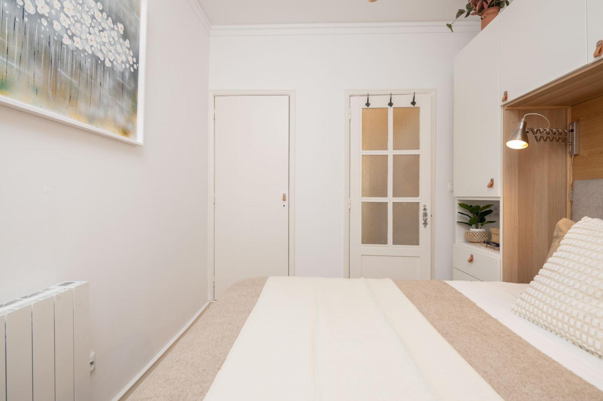 Fancy 2bdr Duplex With Patio By Lovelystay