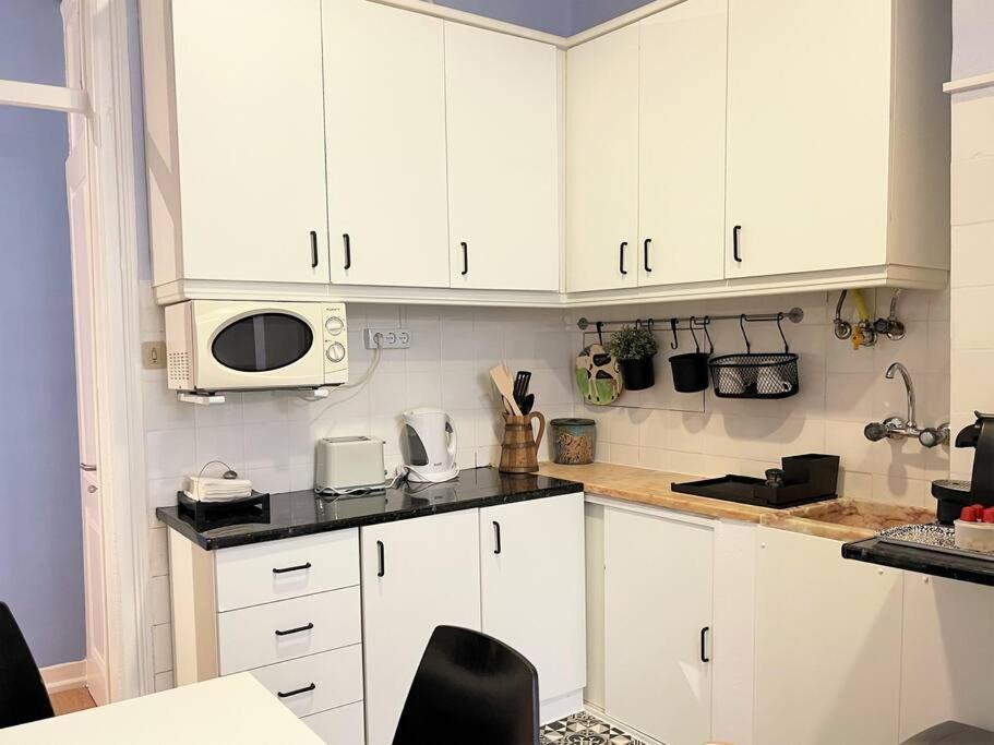 Mc Warm Romantic 3br2ba @ Trendy Principe Real Lisboa