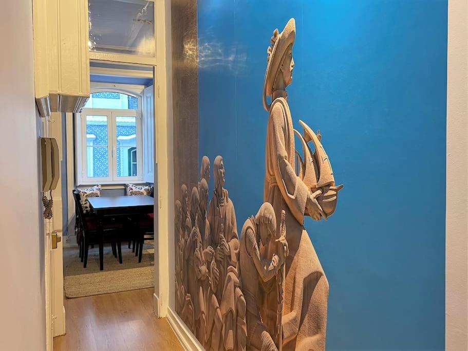 Mc Warm Romantic 3br2ba @ Trendy Principe Real * Lisboa