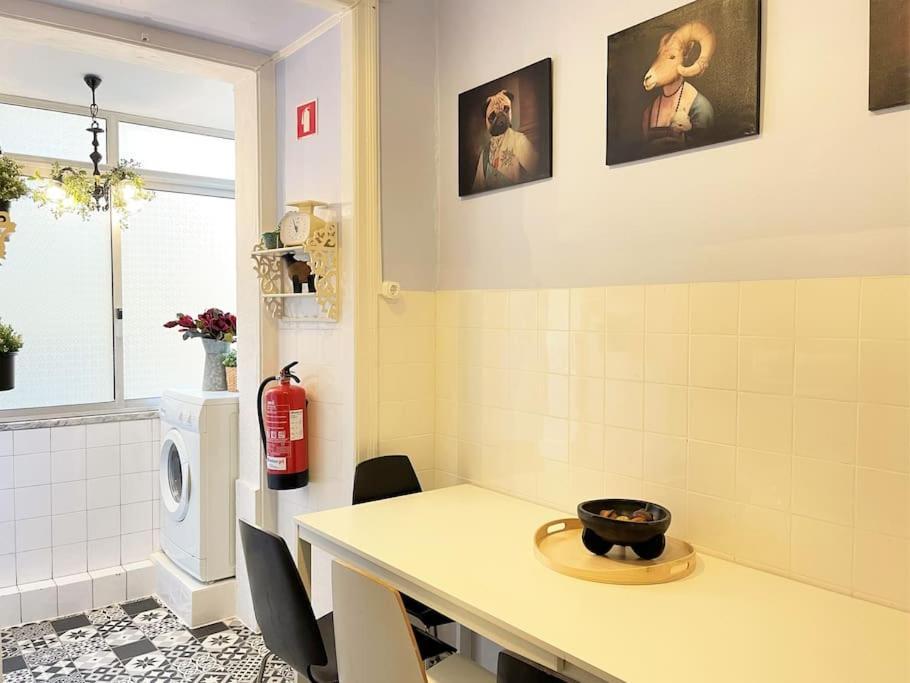 Apartamento Mc Warm Romantic 3br2ba @ Trendy Principe Real