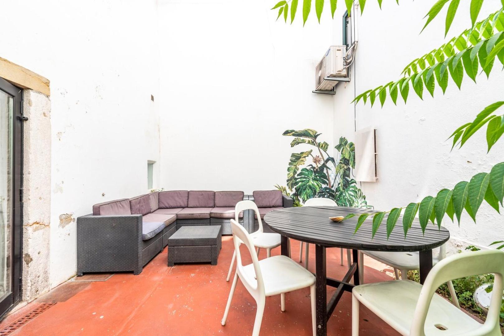 Guestready - Fantastic W Big Patio - Bairro Alto Apartment