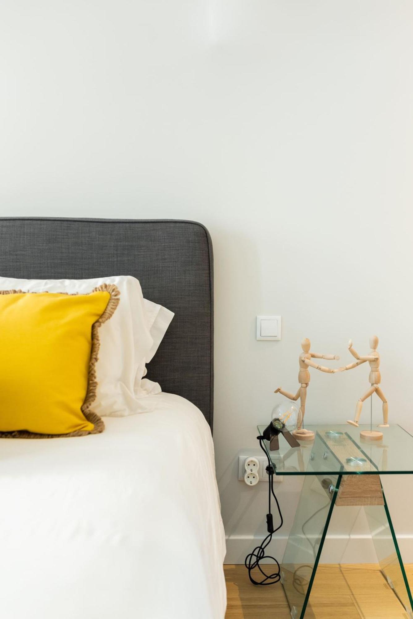 Designer In One Of Lisbon's Trendiest Quarters Apartamento